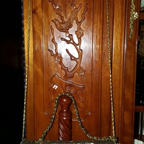 2 ways to use crossbag or Wristlet - Picture 1 of 5